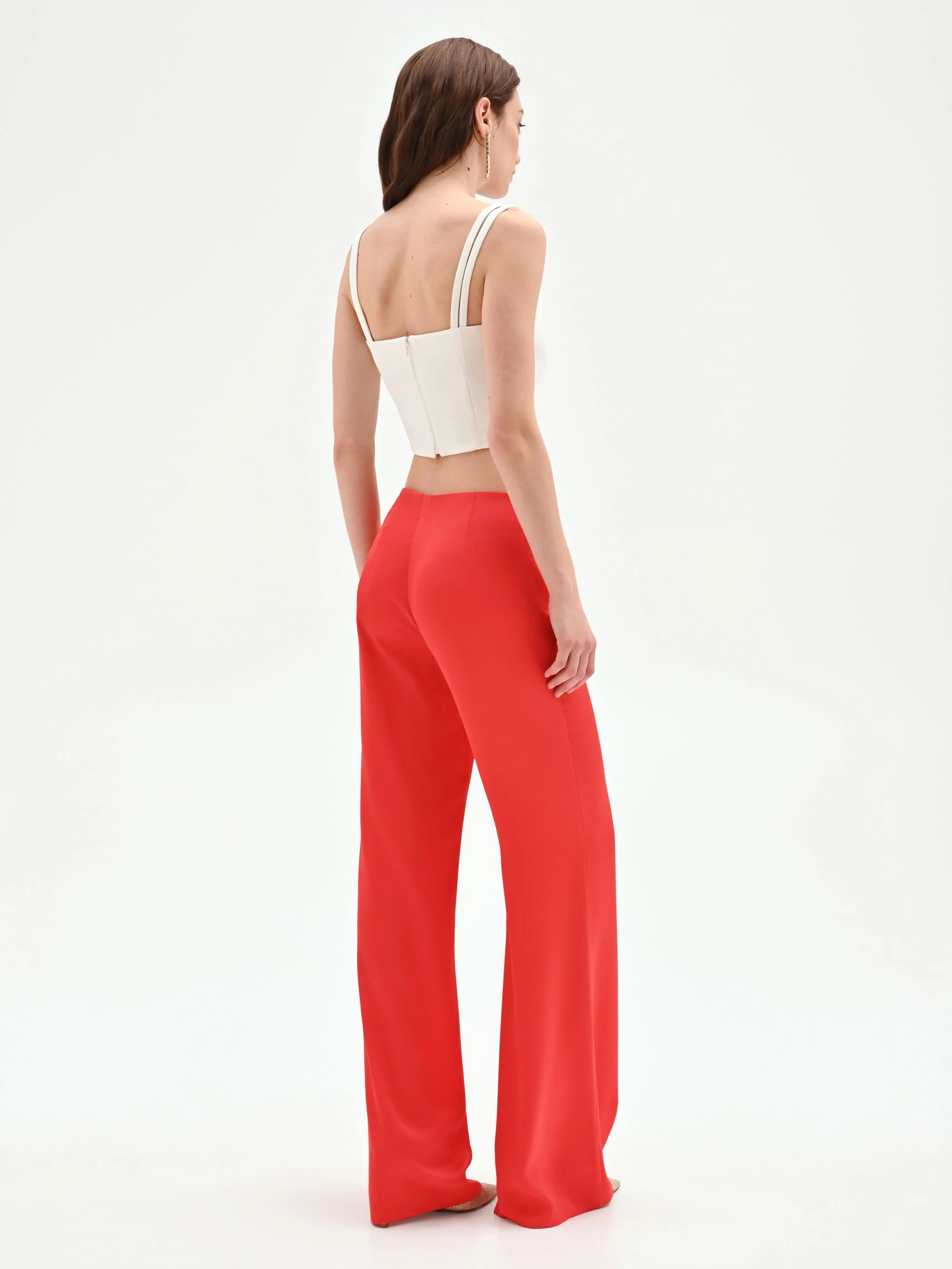 Pantalone a palazzo rosso fragola in raso - Image 4