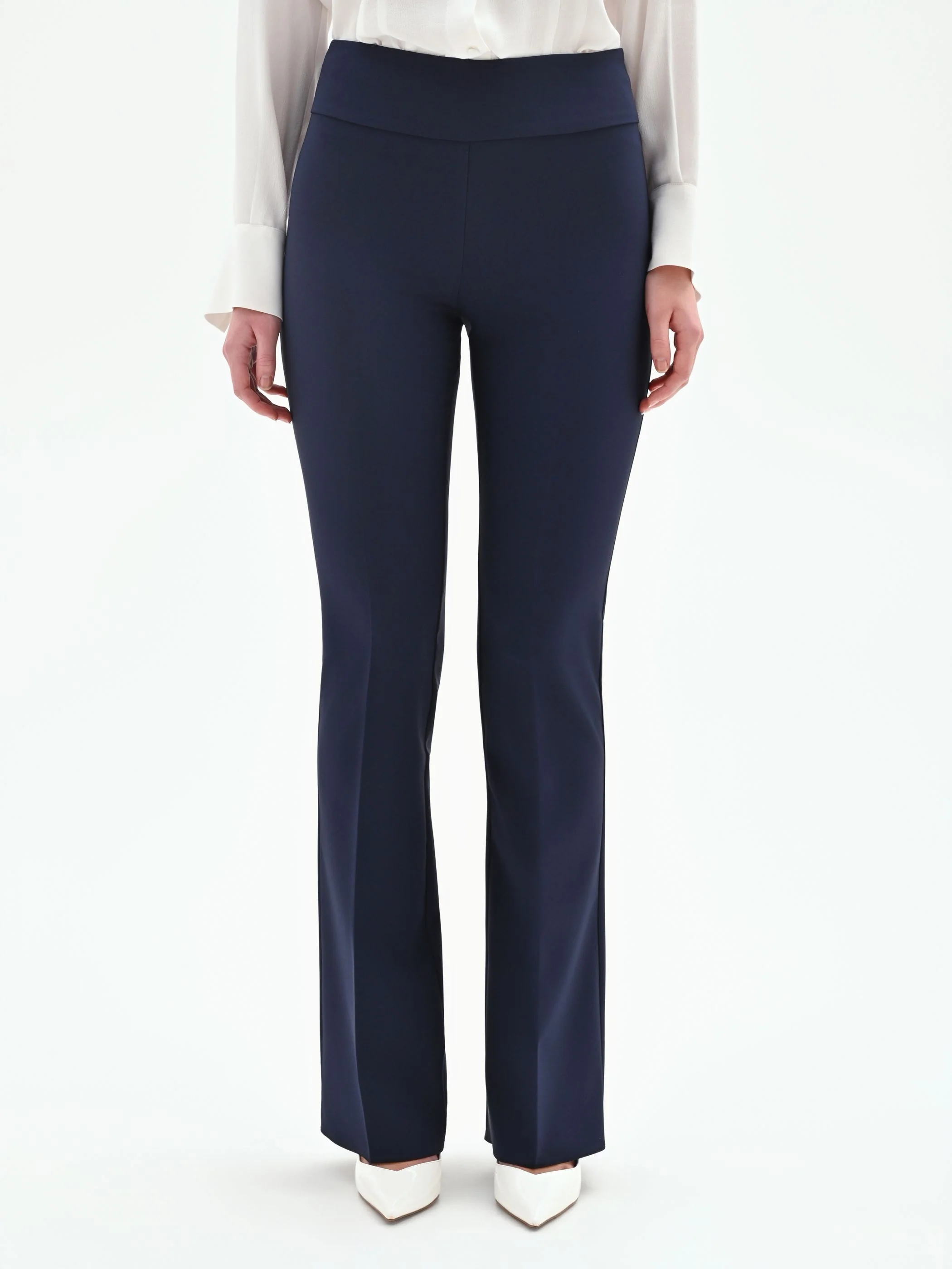 Pantalone a zampa blu in tessuto tecnico