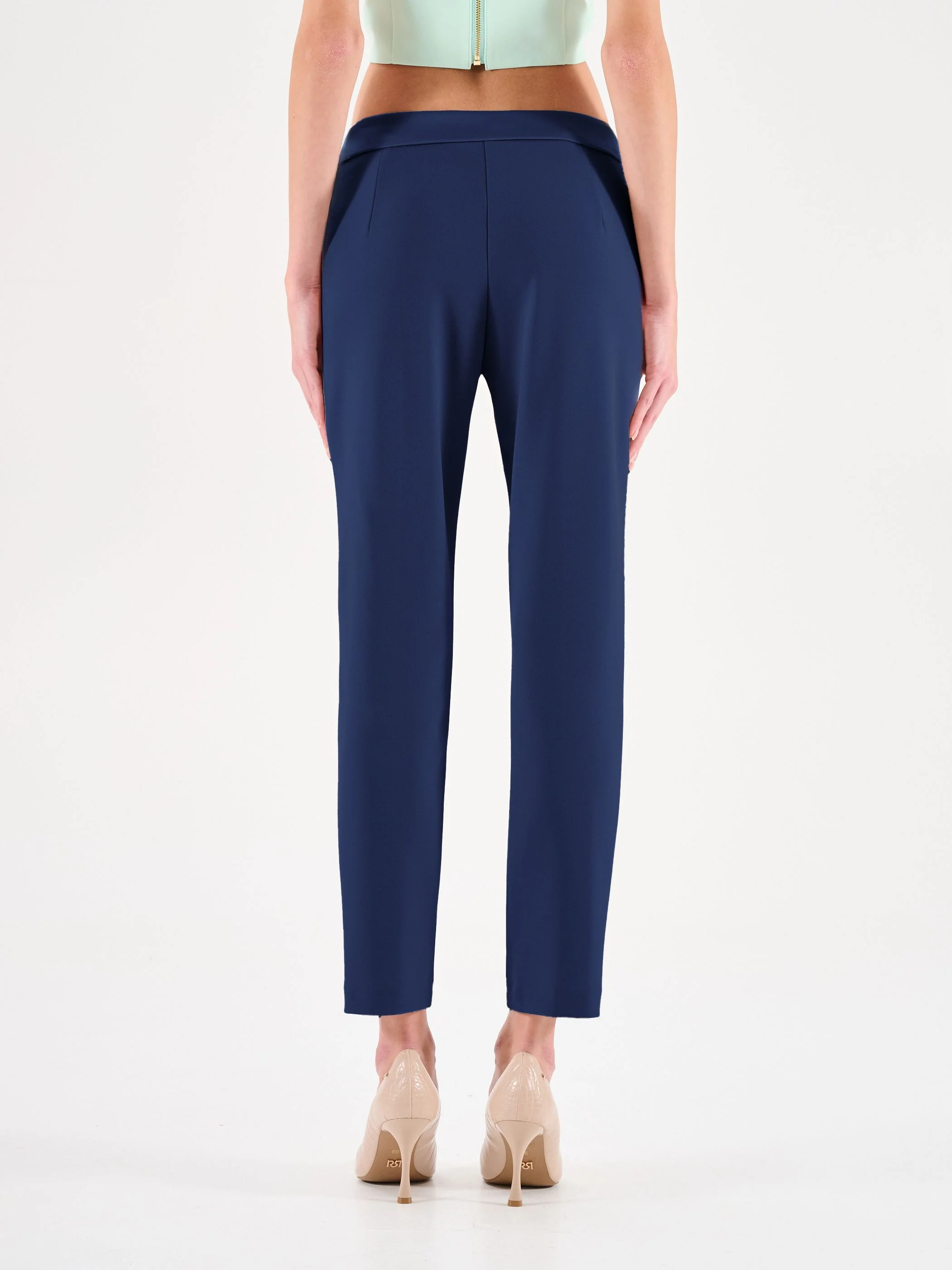 Pantalone blu a sigaretta con cinturino a contrasto - Image 3