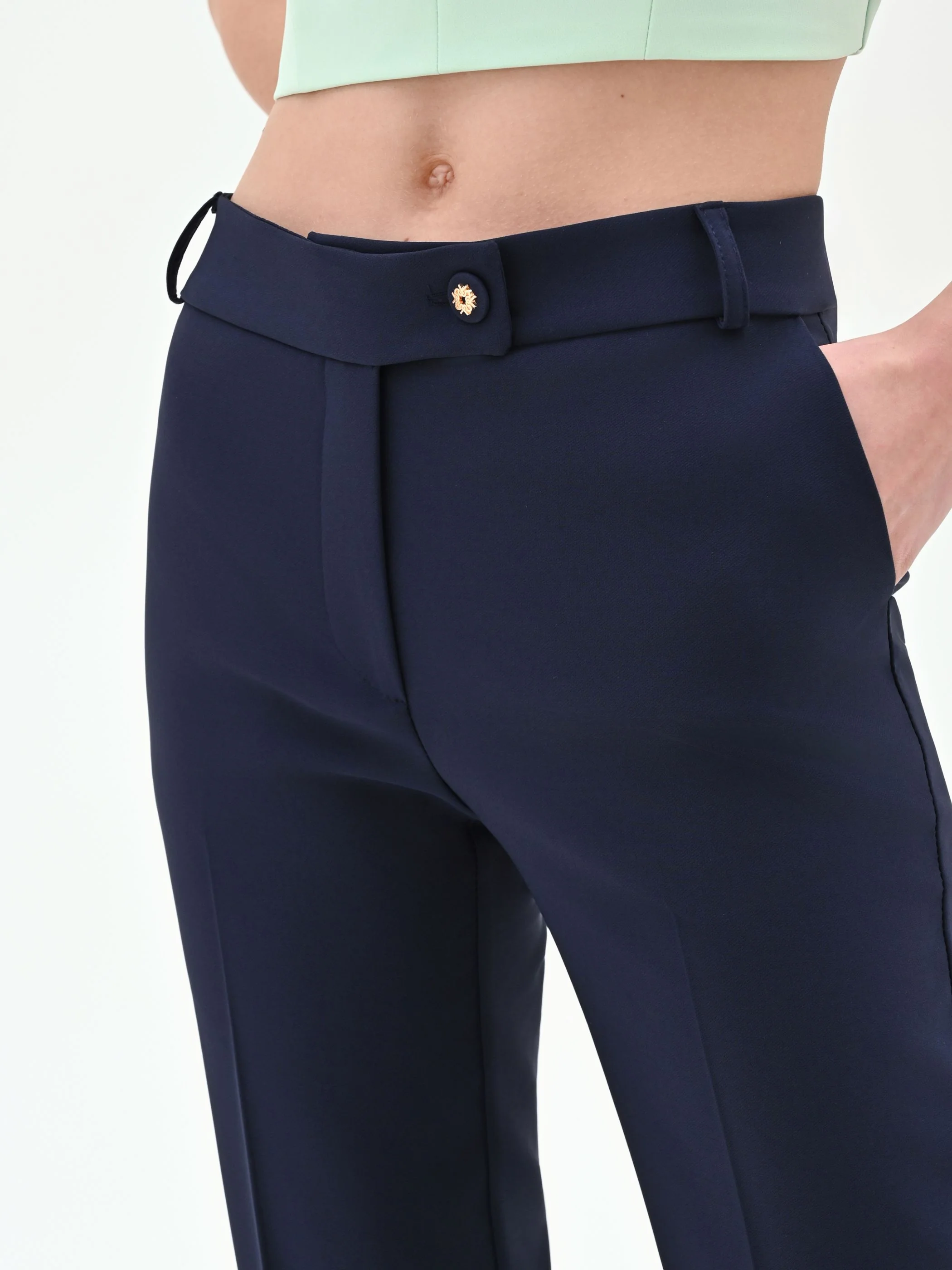 Pantalone blu dritto in tessuto tecnico - Image 5
