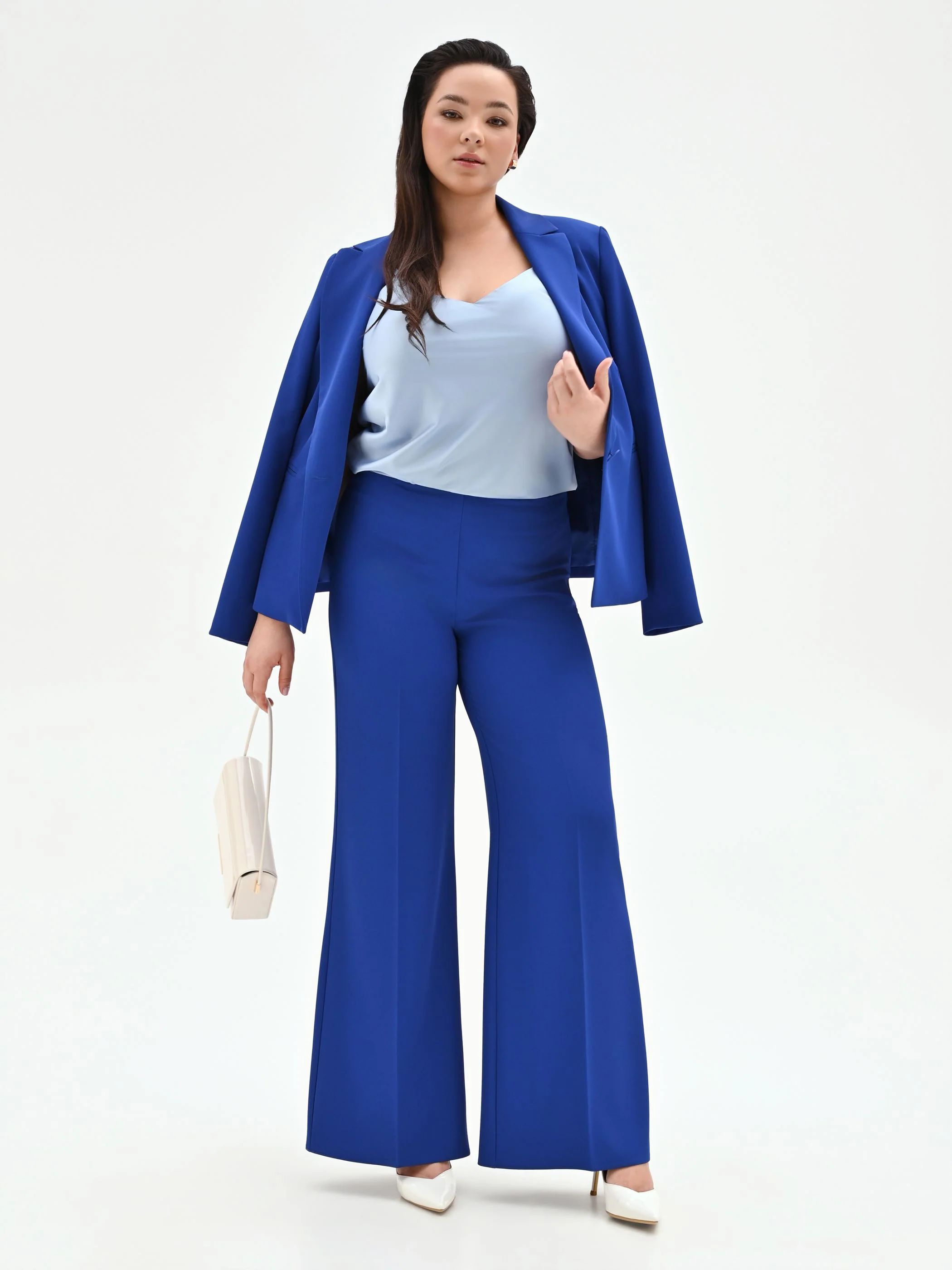 Pantalone Curvy a palazzo blu cina dalla linea fluida in cadi - Image 6