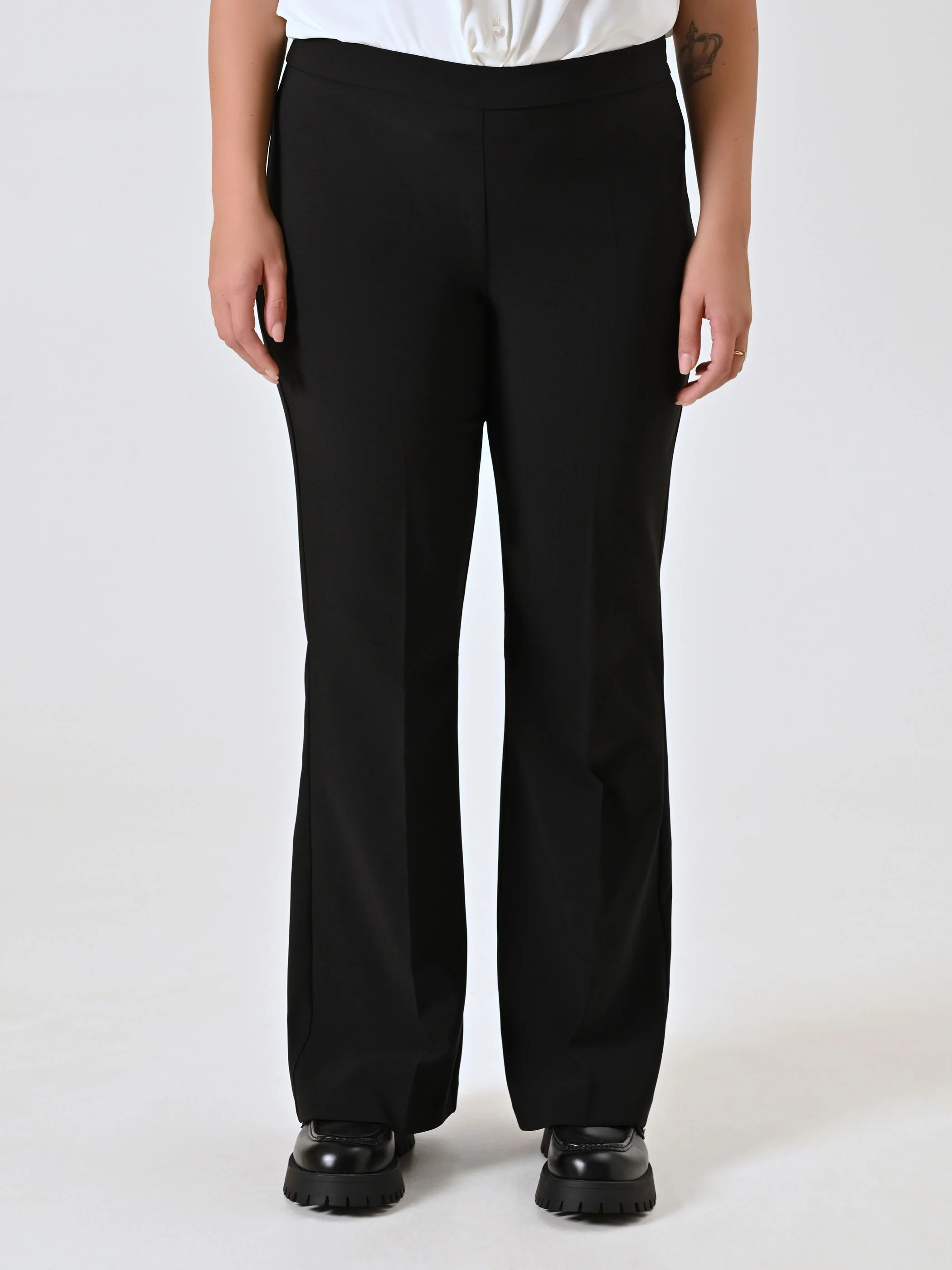 Pantalone Curvy a Zampa Nero - Image 5