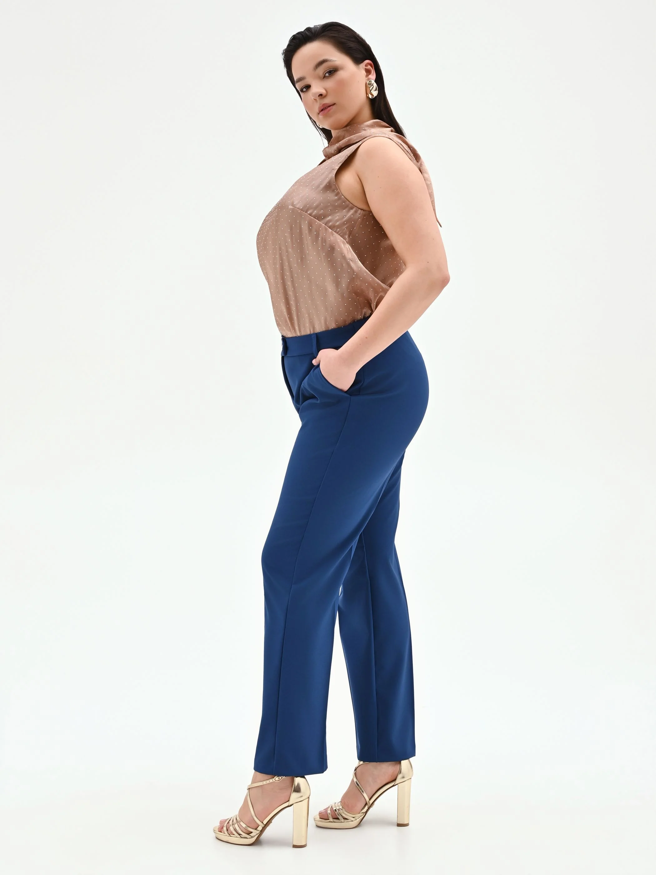 Pantalone Curvy blu brillante a vita alta in tessuto tecnico - Image 5