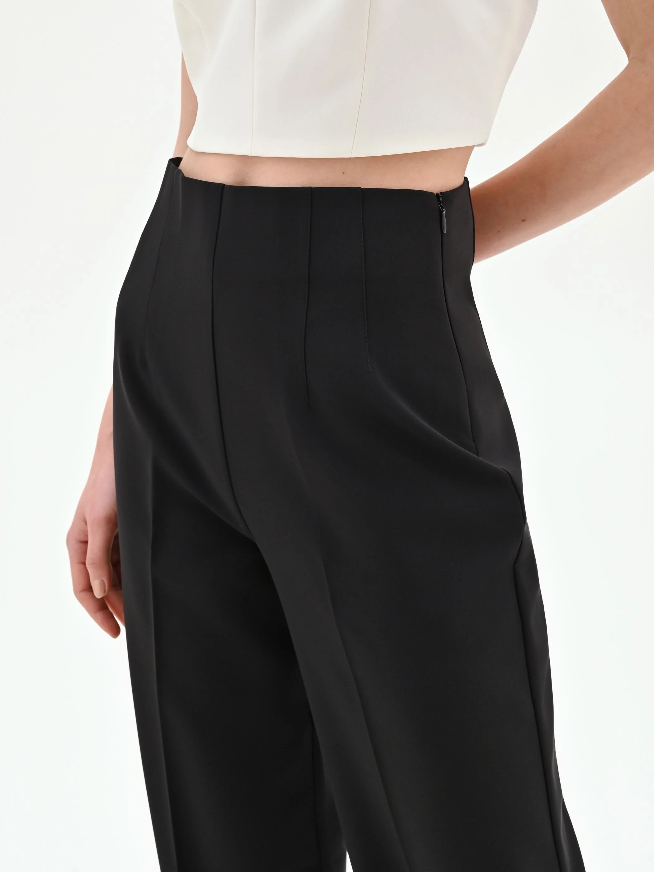 Pantalone nero a gamba larga - Image 4