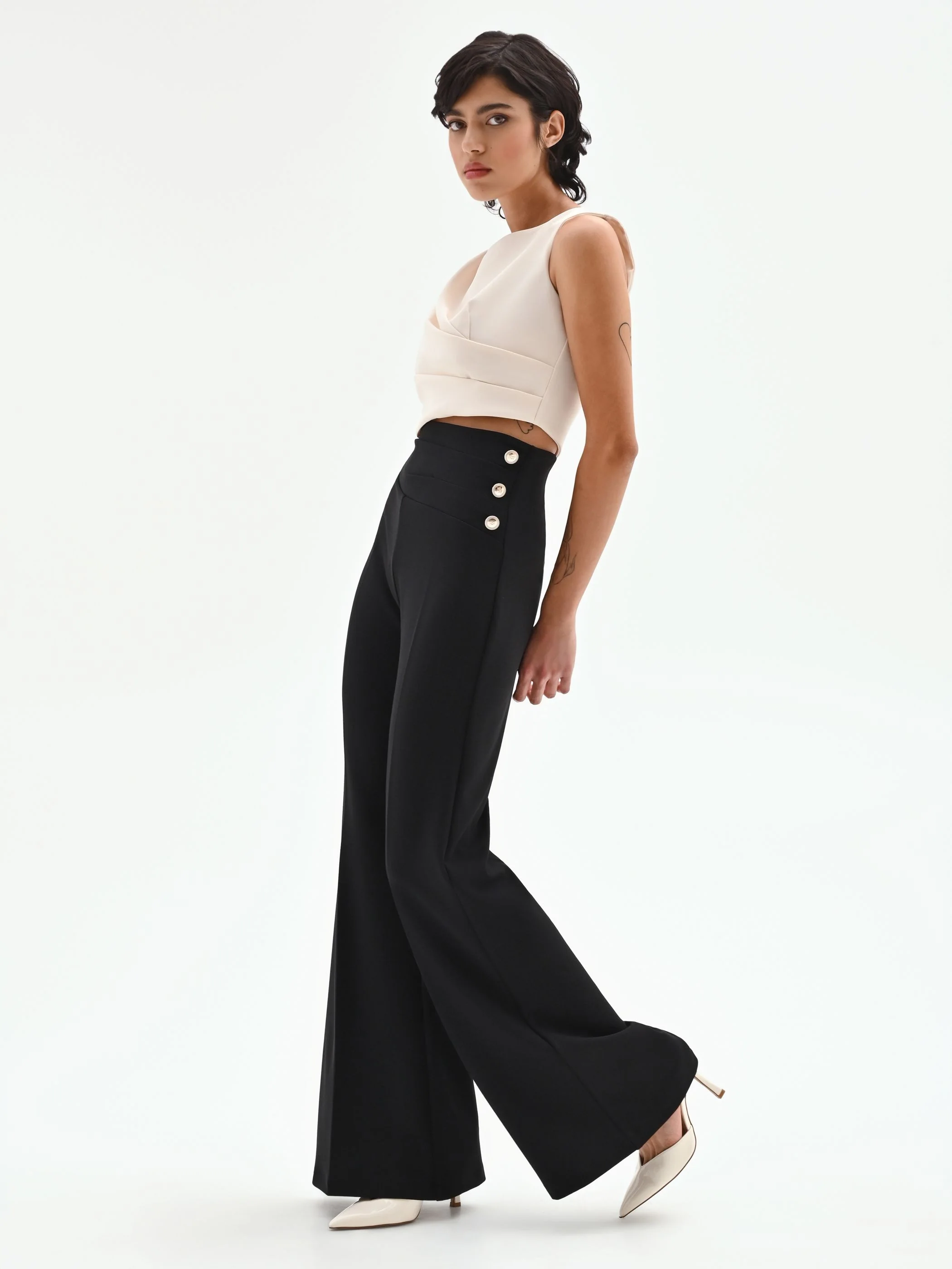 Pantalone Palazzo Vita Alta Nero con Bottoni - Image 4