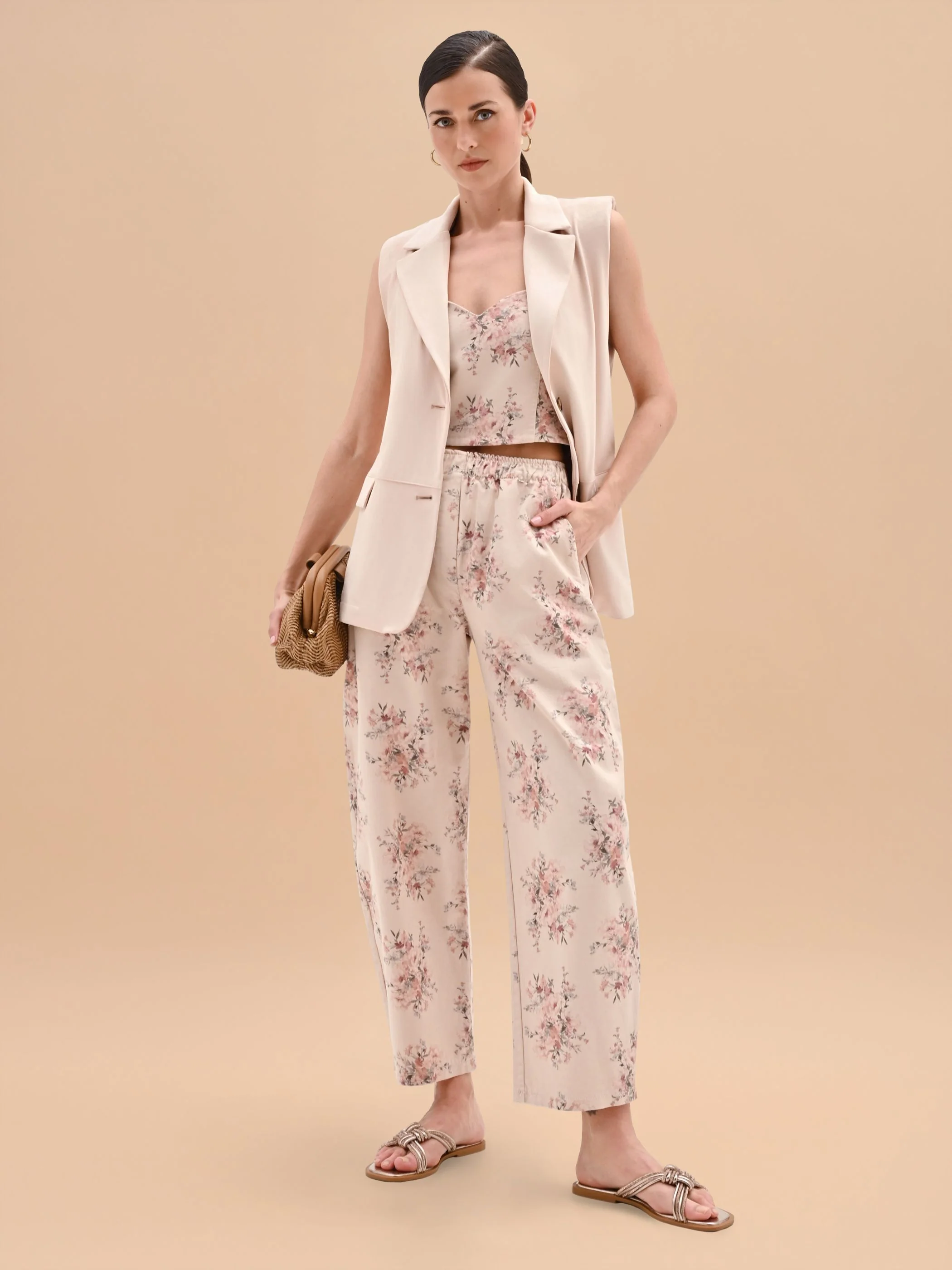 Pantalone rosa in denim stampa floreale - Image 7