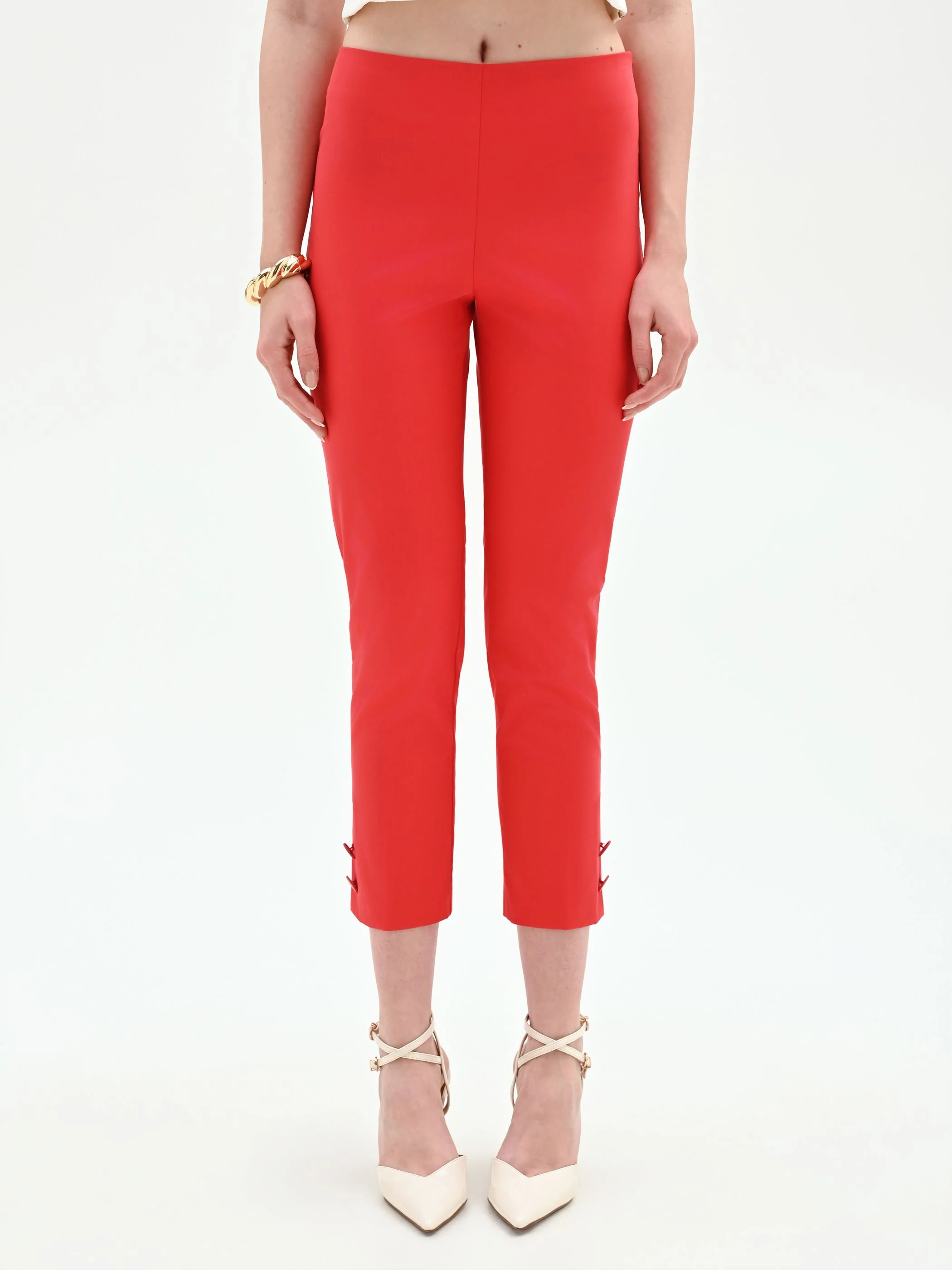Pantalone rosso fragola con bottoni sul fondo - Image 2