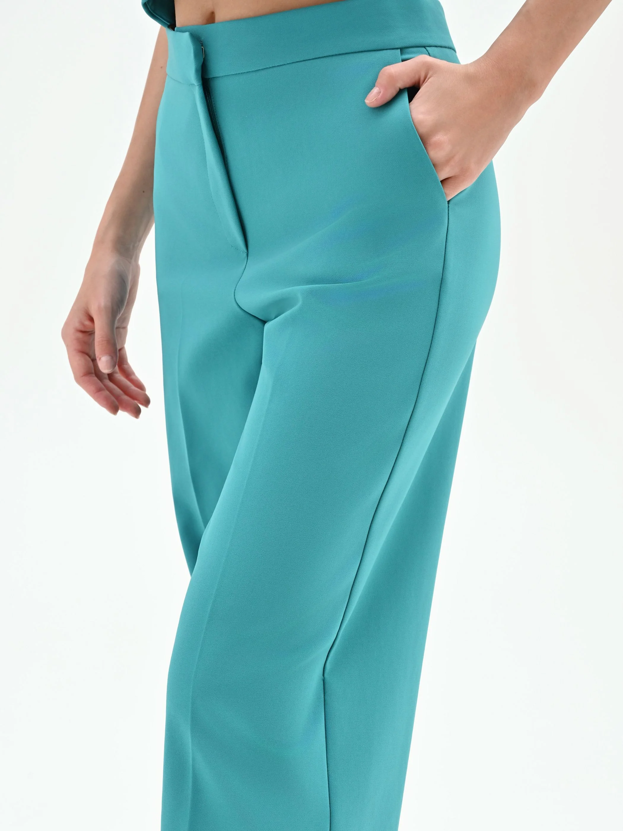 Pantalone Studio a palazzo verde smeraldo - Image 4
