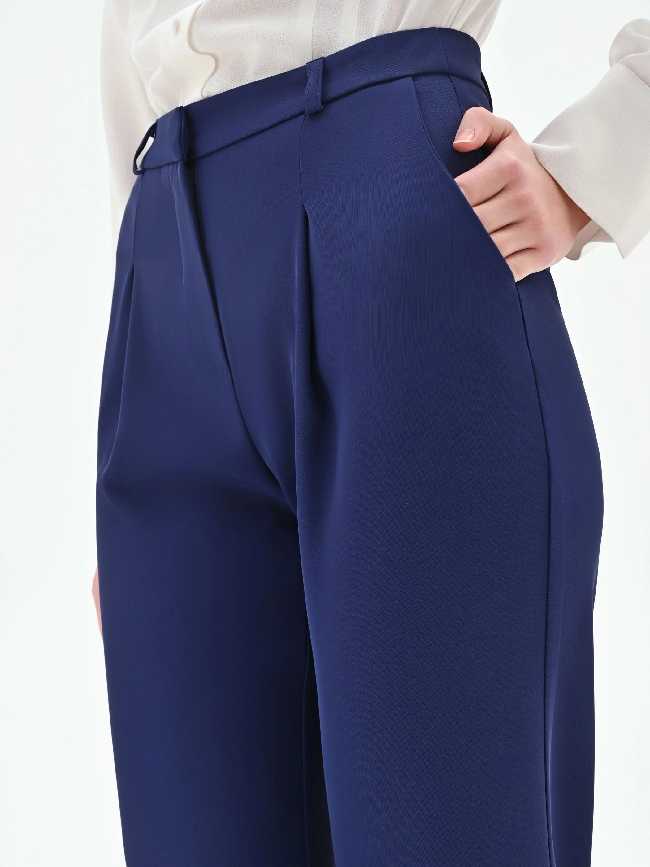 Pantalone Studio con pinces e vita alta in cadi blu indaco - Image 3