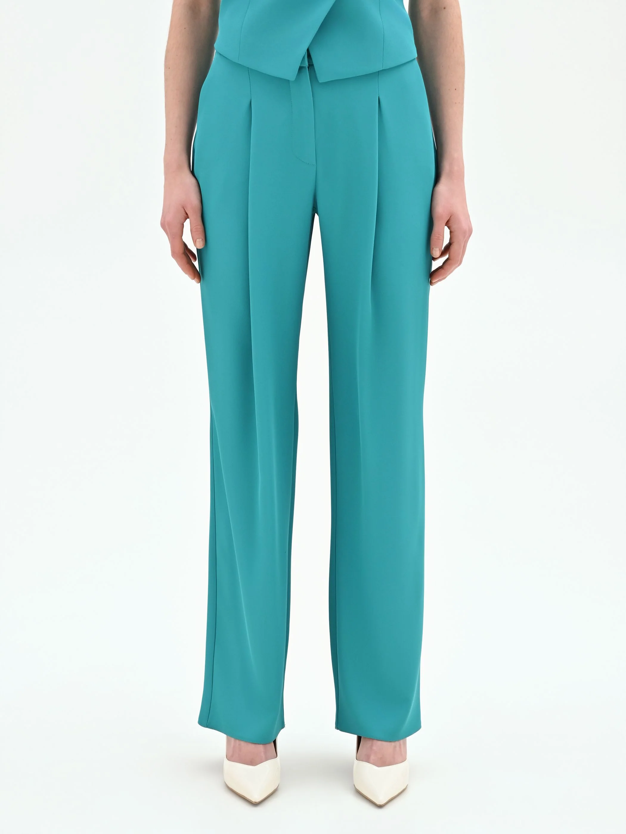 Pantalone Studio con pinces in cadi verde smeraldo
