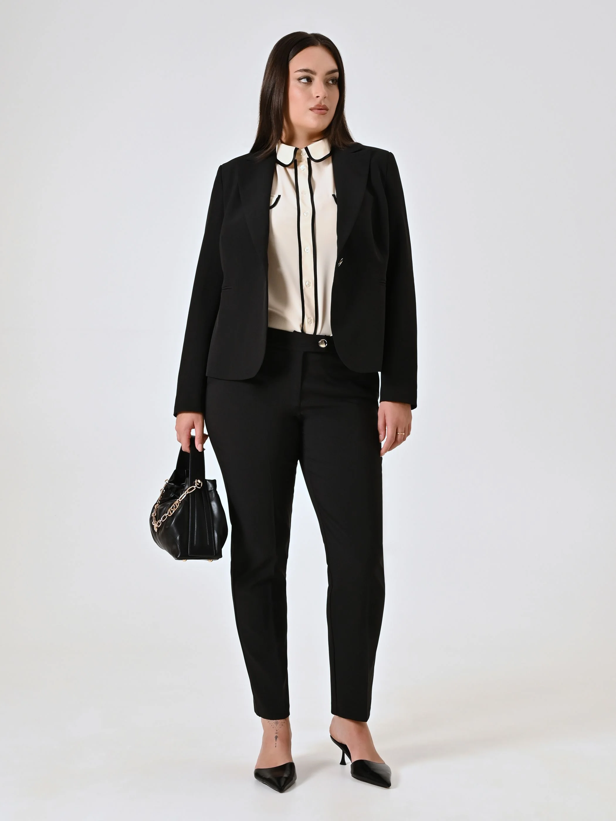 Pantaloni Curvy Straight Neri - Image 6