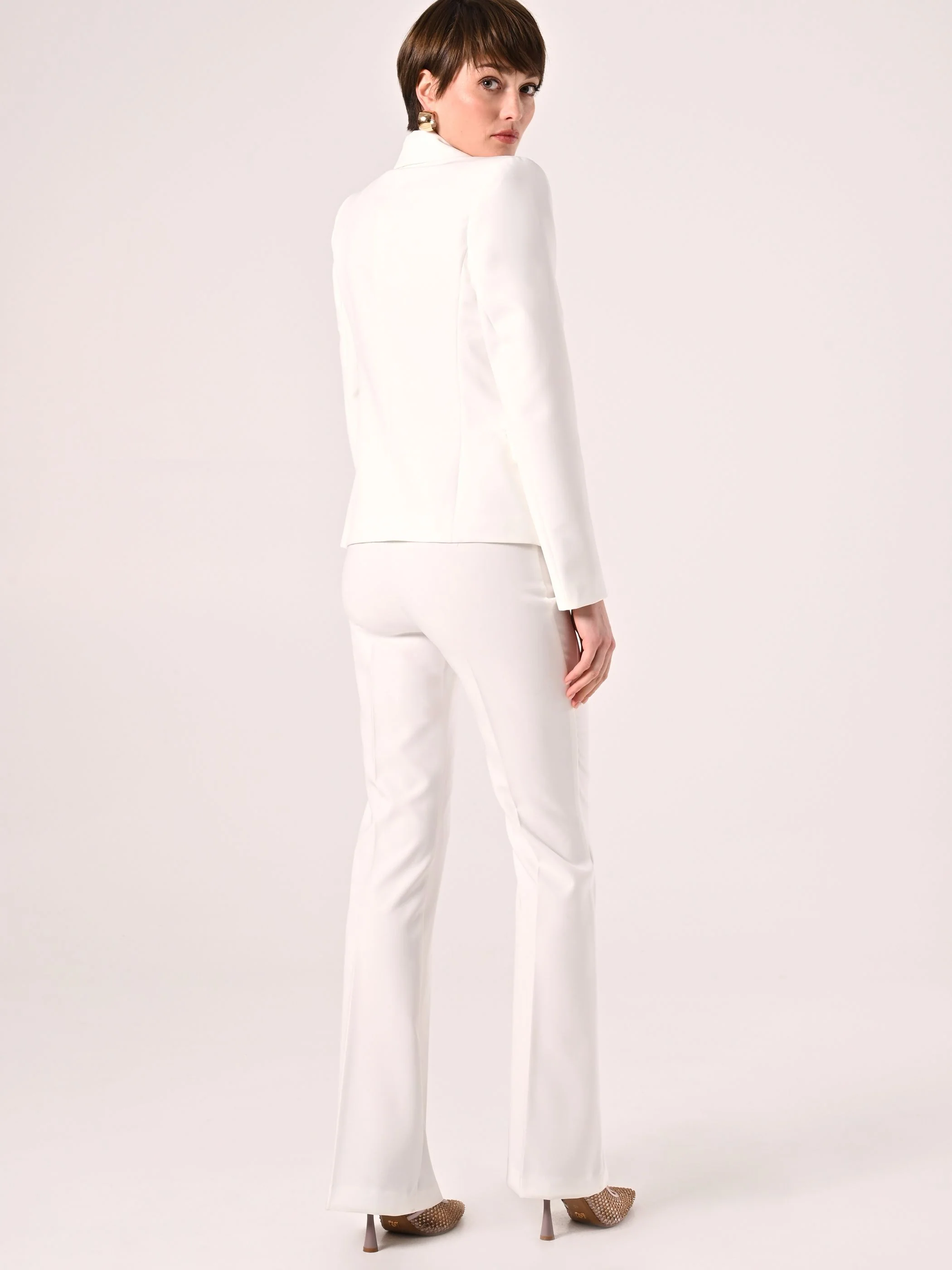 Pantaloni Mid Flared in Tessuto Tecnico Bianco - Image 3