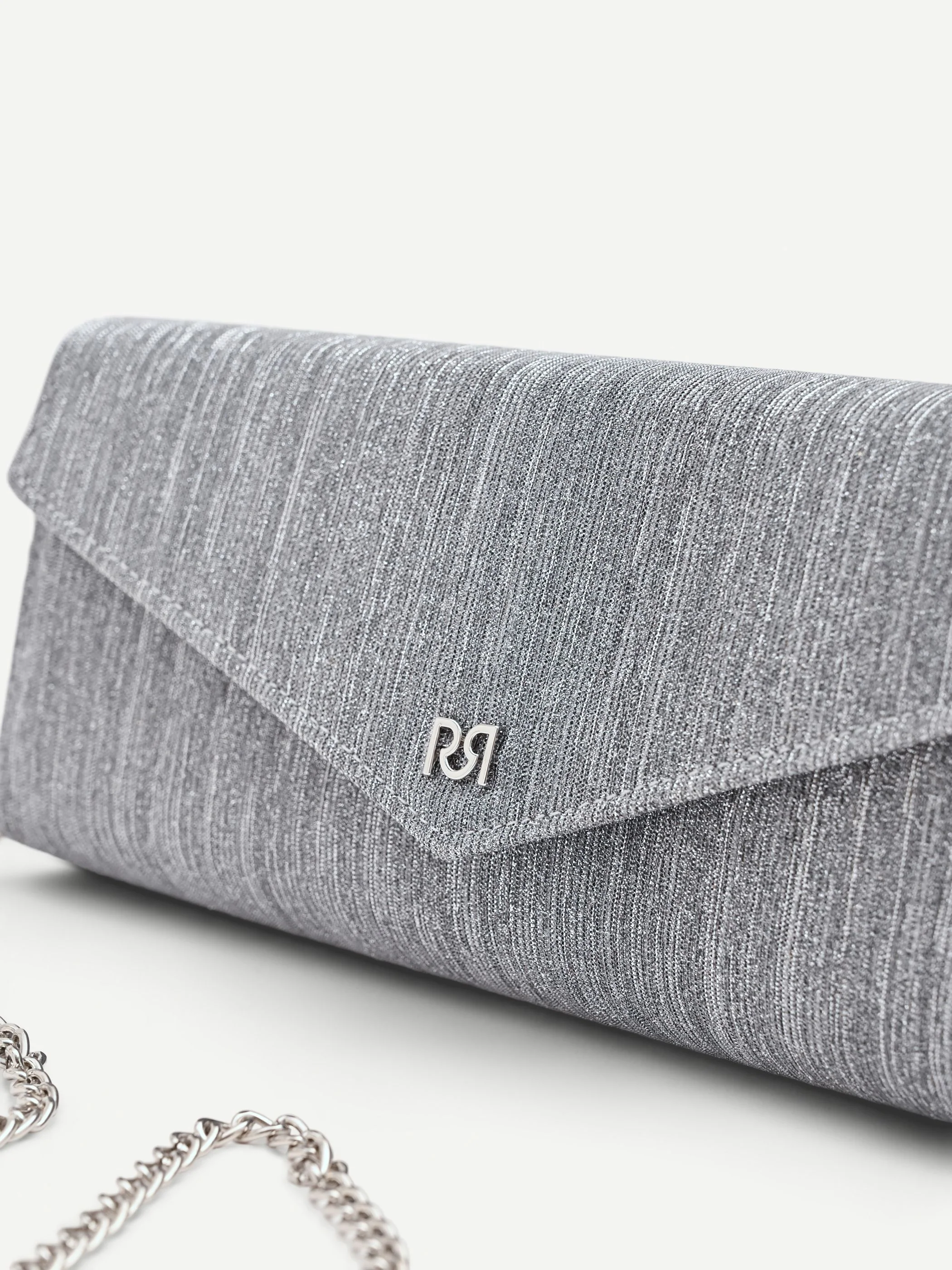 Pochette argento brillante dal design rettangolare - Image 4