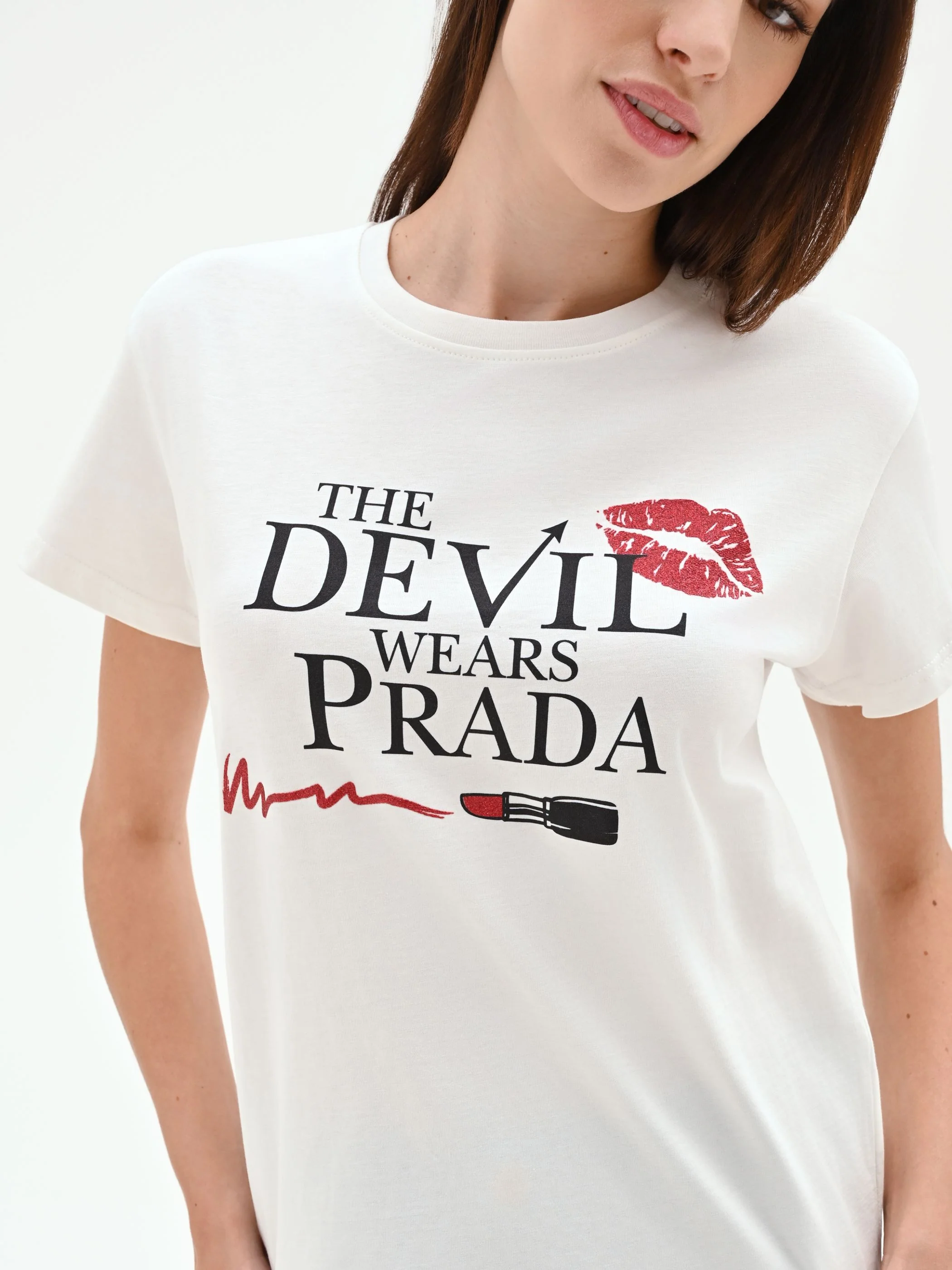 T-shirt in cotone 'The Devil Wears Prada' stampa rossetto - Image 4