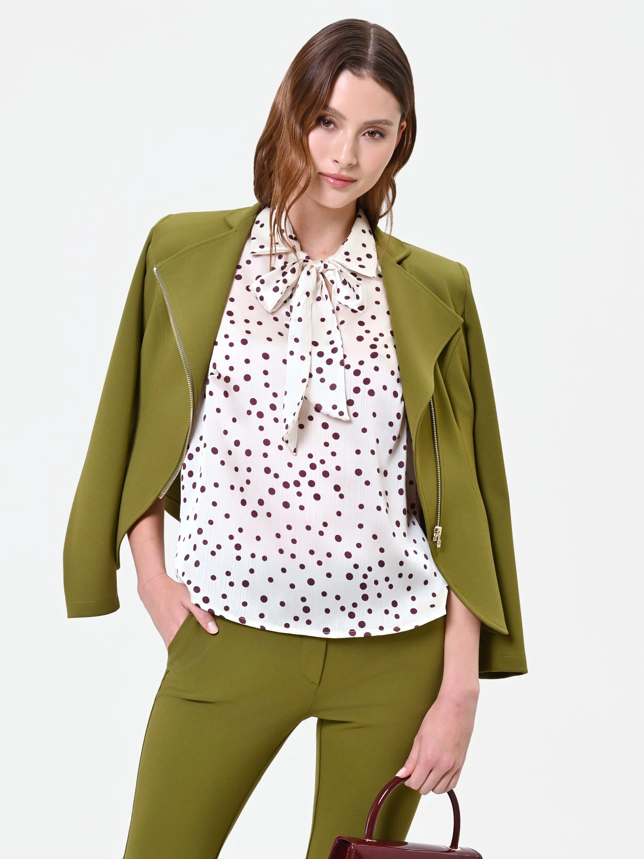 Top in raso con stampa a pois bordeaux - Image 6