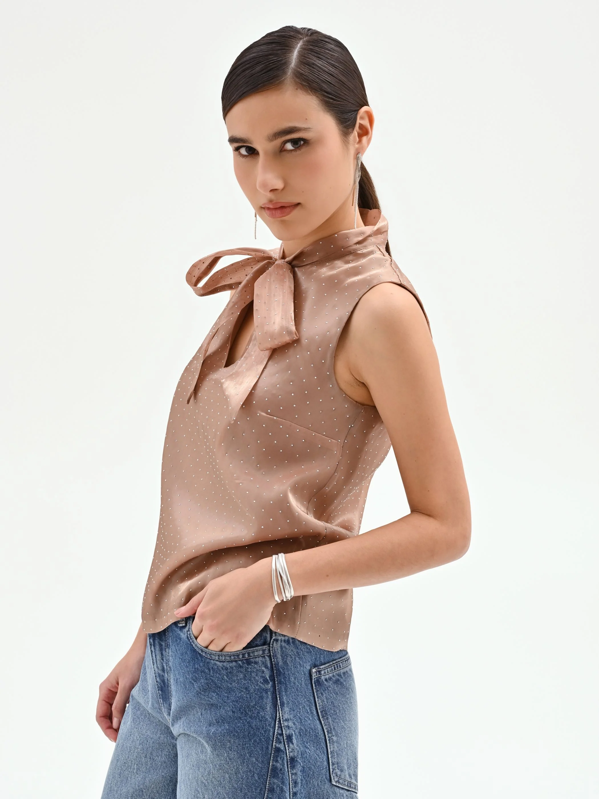 Top marrone bronzo con fiocco e punti luce - Image 5