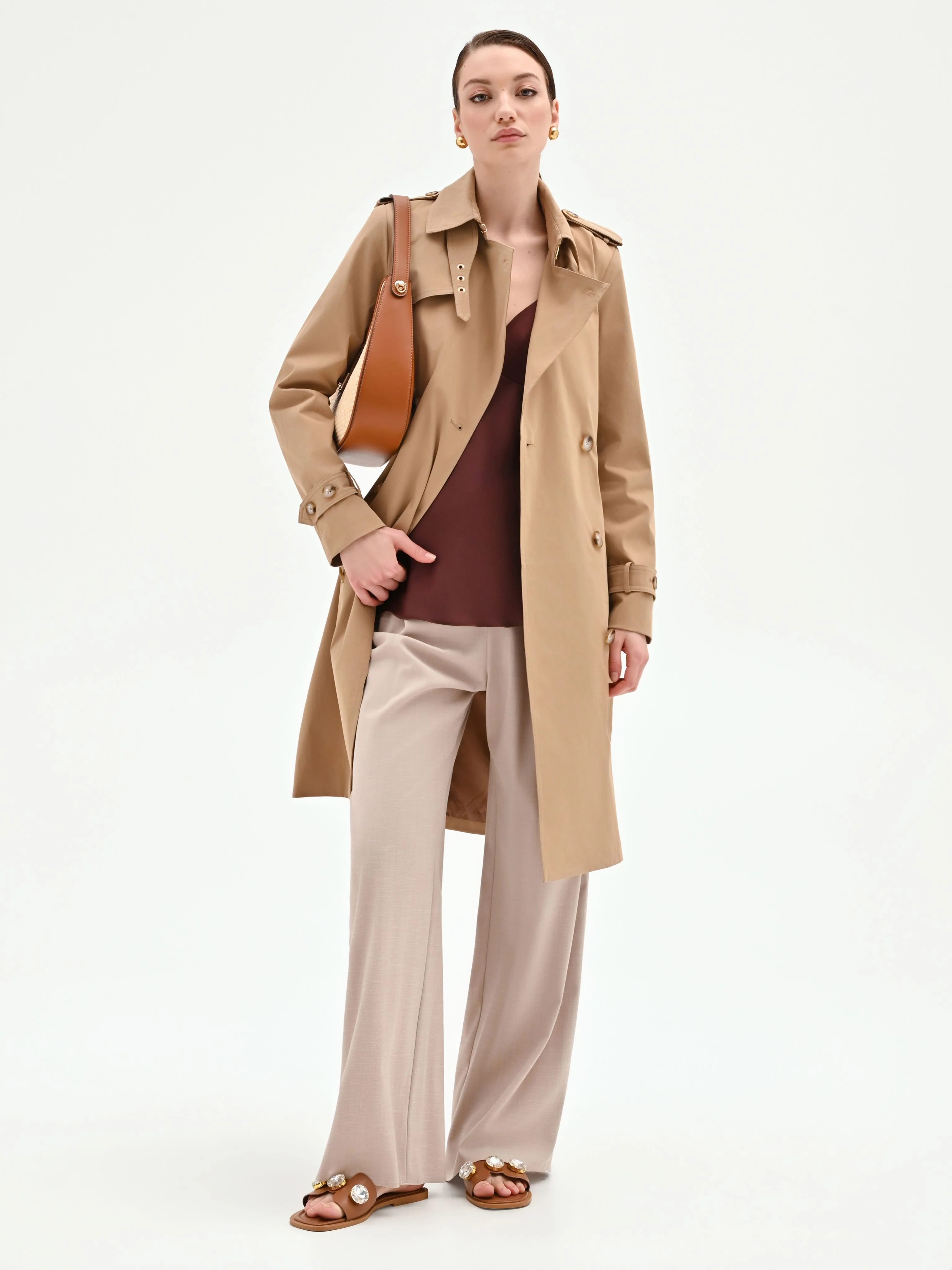 Trench doppiopetto beige con cintura - Image 6