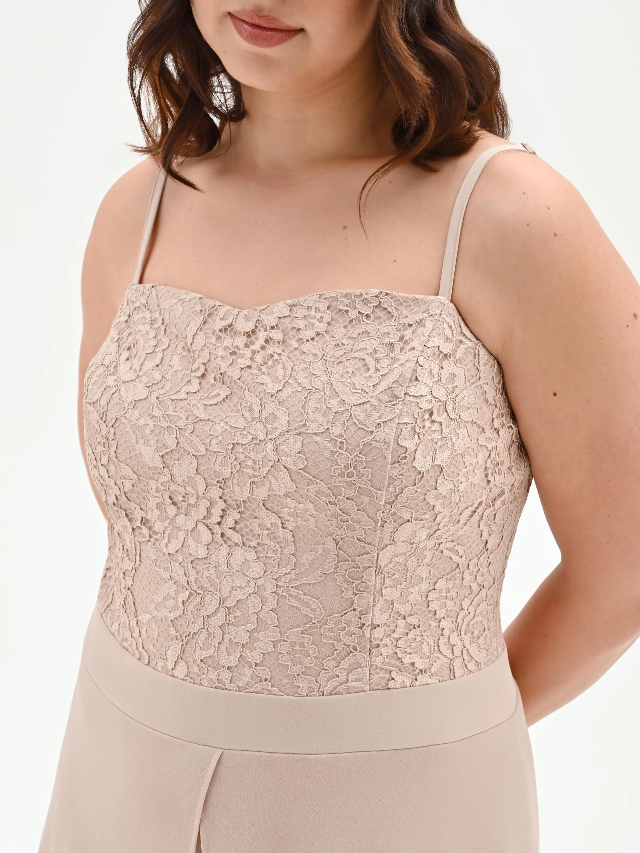 Tuta Curvy tortora beige con corpetto in pizzo - Image 3